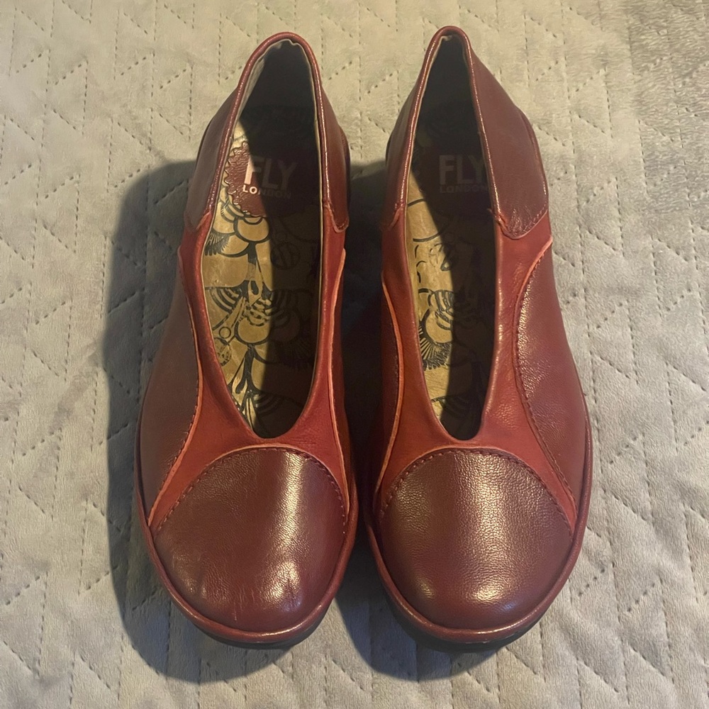 Fly London wedges women’s size 38 7.5 US red pre-owned condition